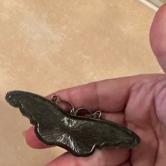 Vintage Butterfly Brooch/Trinket Box - Picture 10 of 10